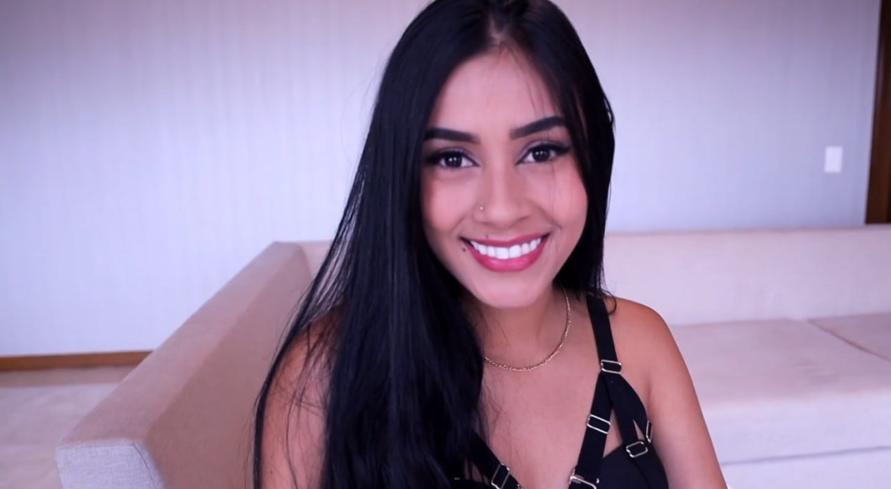 Aaliyah First Anal streaming at 18 Lust