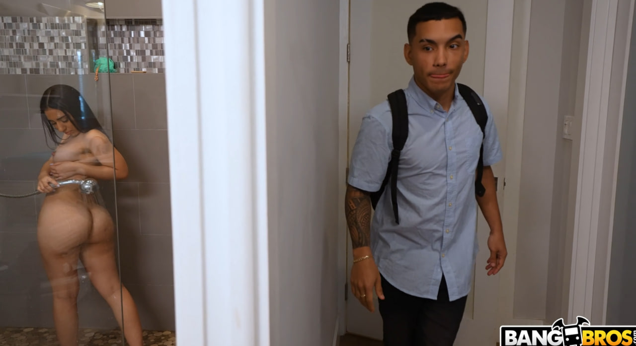 Best Ass in Campus - Nikki Mars