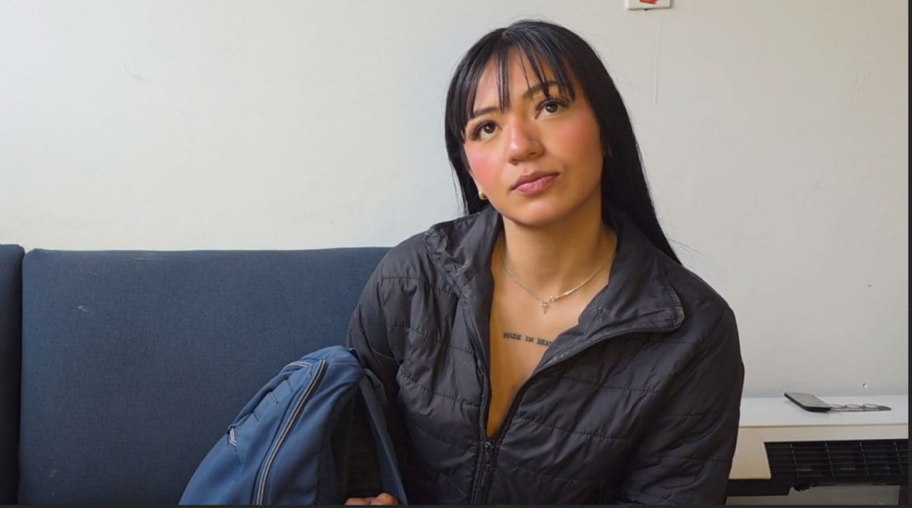 Debut de Chantal- Colombiana Sumisa que Confiesa su Fantasía en un Parque de Diversiones