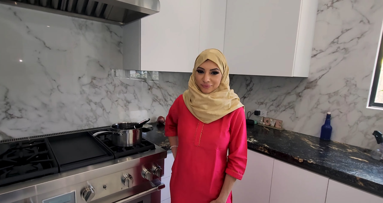 Hijab Mylfs - Taking Care of Her - Sasha Pearl, Allen Swift